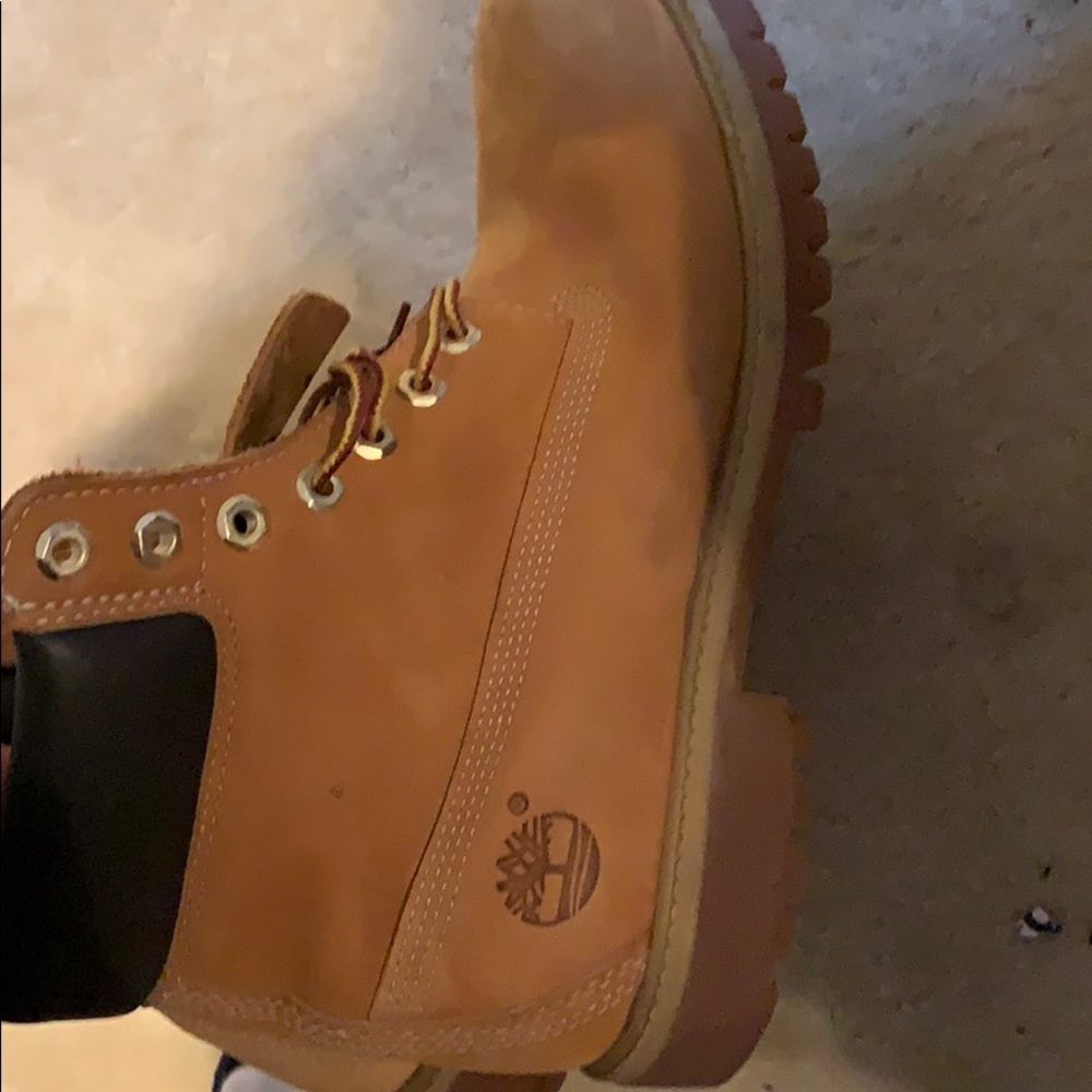 Timberland Boots - Picture 4 of 5